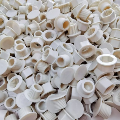 Plastics Plug